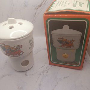 Room Scenter Vintage 5 inches tall  EUC